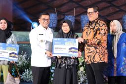 Gubernur Banten ingatkan ibu pelaku UMKM agar tidak terjerat pinjol