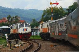 Daop 2 Bandung catat ketepatan waktu berangkat dan kedatangani kereta api 99 persen