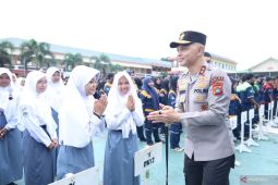 Kapolda Babel ajak siswa SMKN 2 Pangkalpinang bijak bermedia sosial