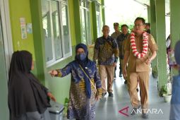 Bupati Bangka Barat temui para kepala sekolah tingkatkan pendidikan