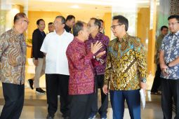 Gubernur Bali temui Menkes minta bantuan alat kesehatan usai banjir