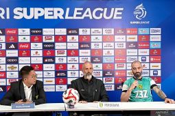 Persebaya incar tiga poin saat jamu Semen Padang di GBT