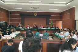 Sidang kasus hibah GMIM, saksi sering ditegur hakim