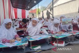 Pertamina kenalkan MotoGP Mandalika melalui lomba mewarnai  di Medan