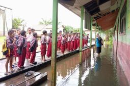 Terendam banjir, sejumlah sekolah di Kotim terapkan BDR