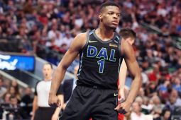 Dennis Smith Jr. kembali ke Mavericks dengan kontrak satu tahun