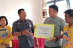 Pemkab Gumas kucurkan Rp43 juta bantu korban kebakaran di Rungan Manuhing