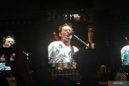 Muse guncang Jakarta, suguhkan nostalgia dan spektakel memukau