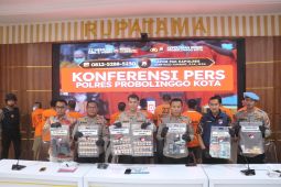 Polres Probolinggo Kota tangkap 10 tersangka di Operasi Tumpas Semeru