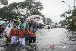 Masyarakat Tangerang diminta waspadai potensi hujan lebat akhir pekan
