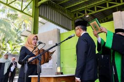 Bupati Banyuwangi lantik sekda di halaman tempat pengolahan sampah