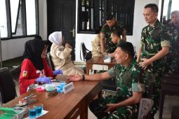 Kodam XXIII/Palaka Wira laksanakan bakti kesehatan peringati HUT-TNI
