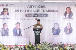 Ratusan pelaku UMKM Kuningan dilatih menggunakan AI untuk bisnis