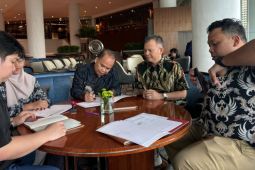 Bupati imbau PBS di Gunung Mas manfaatkan layanan Bank Kalteng