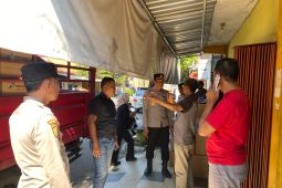 Polisi buru pelaku penusukan sopir truk saat aksi perampokan di Lamongan