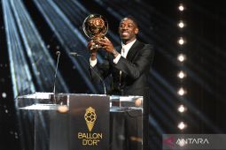 Sah, Ousmane Dembele raih gelar Ballon d'Or 2025