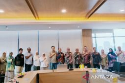 Bupati Bangka Barat ke Kemenkes perjuangkan insentif dokter spesialis