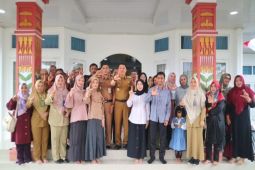 Lampung Barat beri beasiswa kuliah kedokteran 13 pelajar