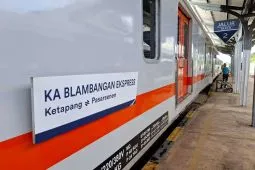 Daop 8: Dua kereta terlambat akibat insiden temperan di Probolinggo