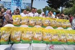 Dirut Bulog catat realisasi penjualan SPHP di Jatim capai 47.561 ton