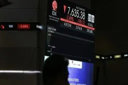IHSG melemah ikuti bursa kawasan Asia dan global
