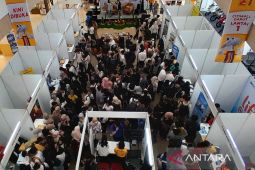 Disnakertrans Garut menyiapkan bursa kerja dengan sistem daring