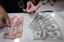 Rupiah menguat jadi Rp16.706 per dolar AS, Senin 24 November 2025