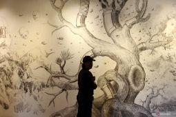 Pameran seni dengan media arang