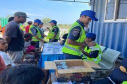 KSOP Badas bersama aparat gabungan tertibkan truk di kawasan pelabuhan