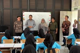 Kemenko PM kunjungi SRMP 15 untuk perkuat pengentasan kemiskinan