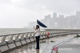 Ribuan warga mengungsi saat Topan Matmo terjang China selatan