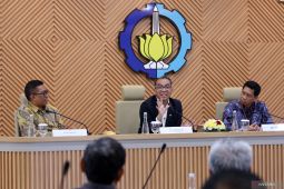 Mendikti Saintek hadiri forum wakil rektor Indonesia