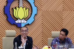 Menyalakan tekad pendidikan tinggi