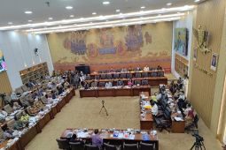 Panja RUU BUMN setujui revisi 84 pasal: Larangan rangkap jabatan hingga kesetaraan gender