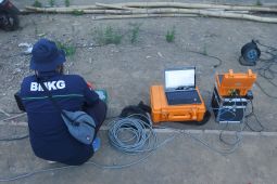 BMKG pasang alat pendeteksi gempa di Situbondo