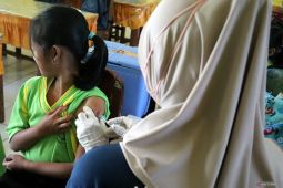 Pemberian imunisasi Difteri pada Anak Usia Sekolah Dasar