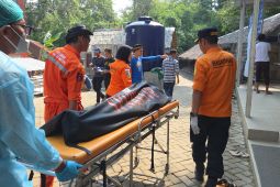 Jasad santri tenggelam di Pantai Cibaru Anyer ditemukan