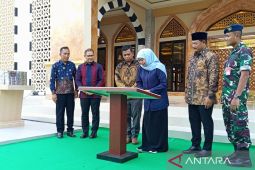 Khofifah resmikan Masjid Baitus Sholihin SMAN 3 Taruna Angkasa Madiun