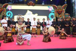 Dangin Puri Kangin Festival dukung pelestarian seni dan budaya