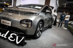 Tips aman berkendara mobil listrik bagi pemula!