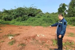 Kerangka manusia beserta kain kafan hebohkan warga Tangerang