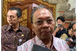 Gubernur Bali minta GWK buka tembok akses warga Ungasan