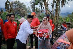 Pemkab Aceh Besar salurkan bantuan masa panik korban Pantee Rawa