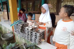 Dapur MBG di Mataram dimintai penuhi standar SLHS