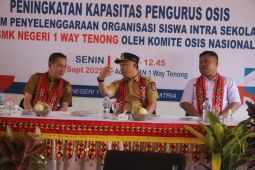 Bupati Lampung Barat ingatkan pentingnya peningkatan kapasitas pengurus OSIS