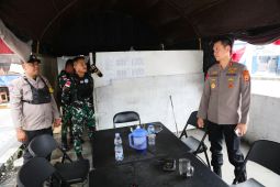 Kapolda Maluku tinjau pos Pam pastikan pelayanan keamanan maksimal