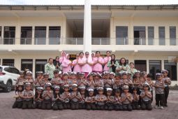 Polres Karo-Sumut ajarkan  anak usia dini mengenal rambu lalu lintas