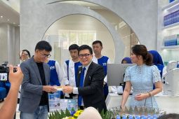 Terapi mata Ortho-K dirasakan manfaatnya oleh 15.500 pasien
