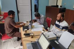 Kejari Manggarai Barat tahan seorang pelaku dugaan korupsi proyek jalan