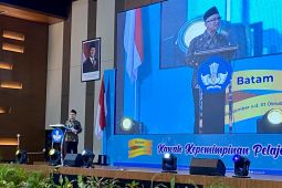 Wamendikdasmen berikan kiat kepemimpinan bagi pelajar SMP di Batam